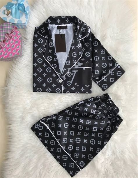 louis vuitton pajama set